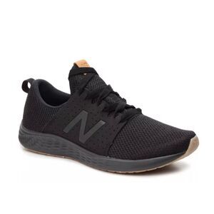 New Balance Black Athletic Shoes with Breathable Mesh and Minimalist Design